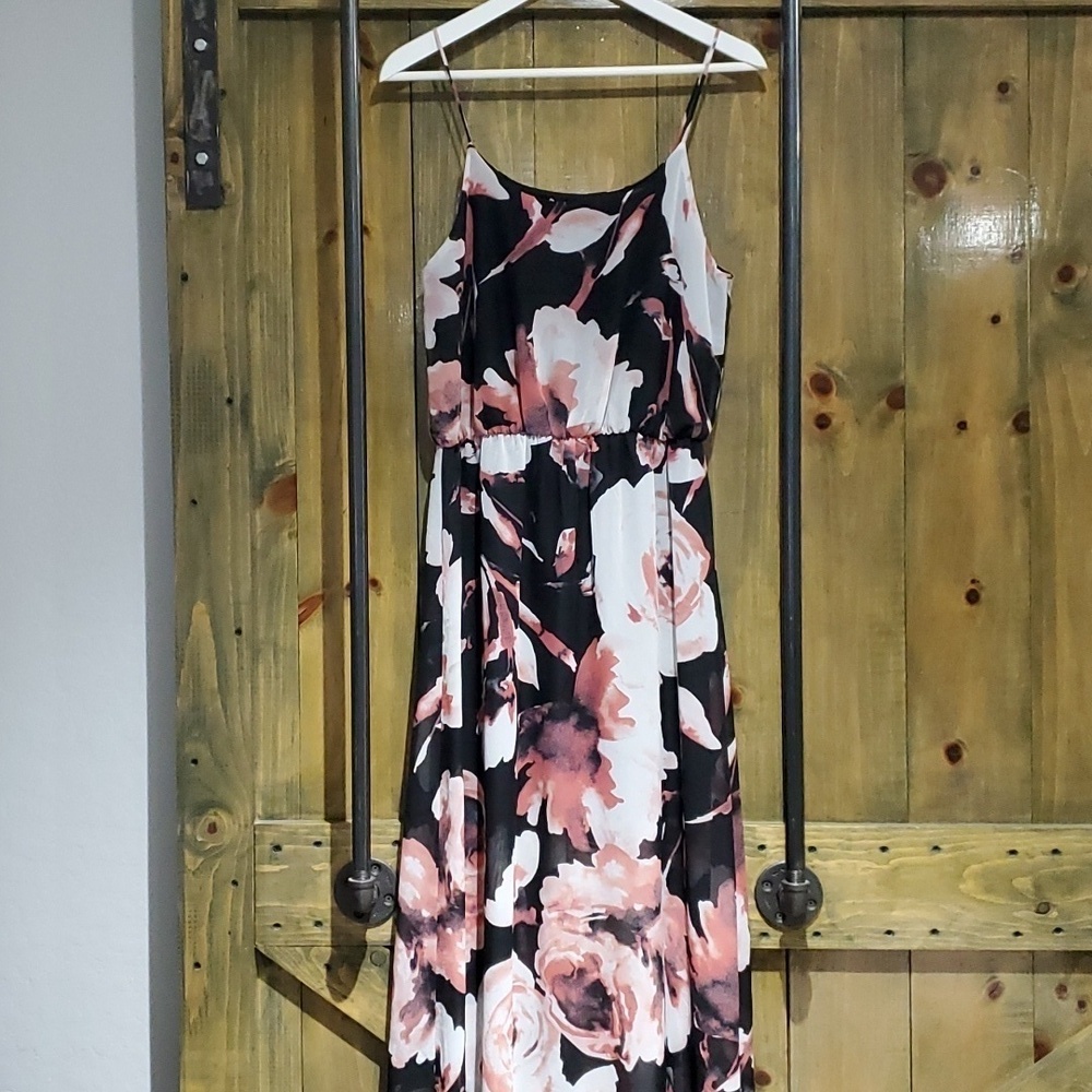 FLORAL MAXI DRESS SIZE MEDIUM ROMANTIC FEMININE WEDDING GUEST GARDEN FLOWY